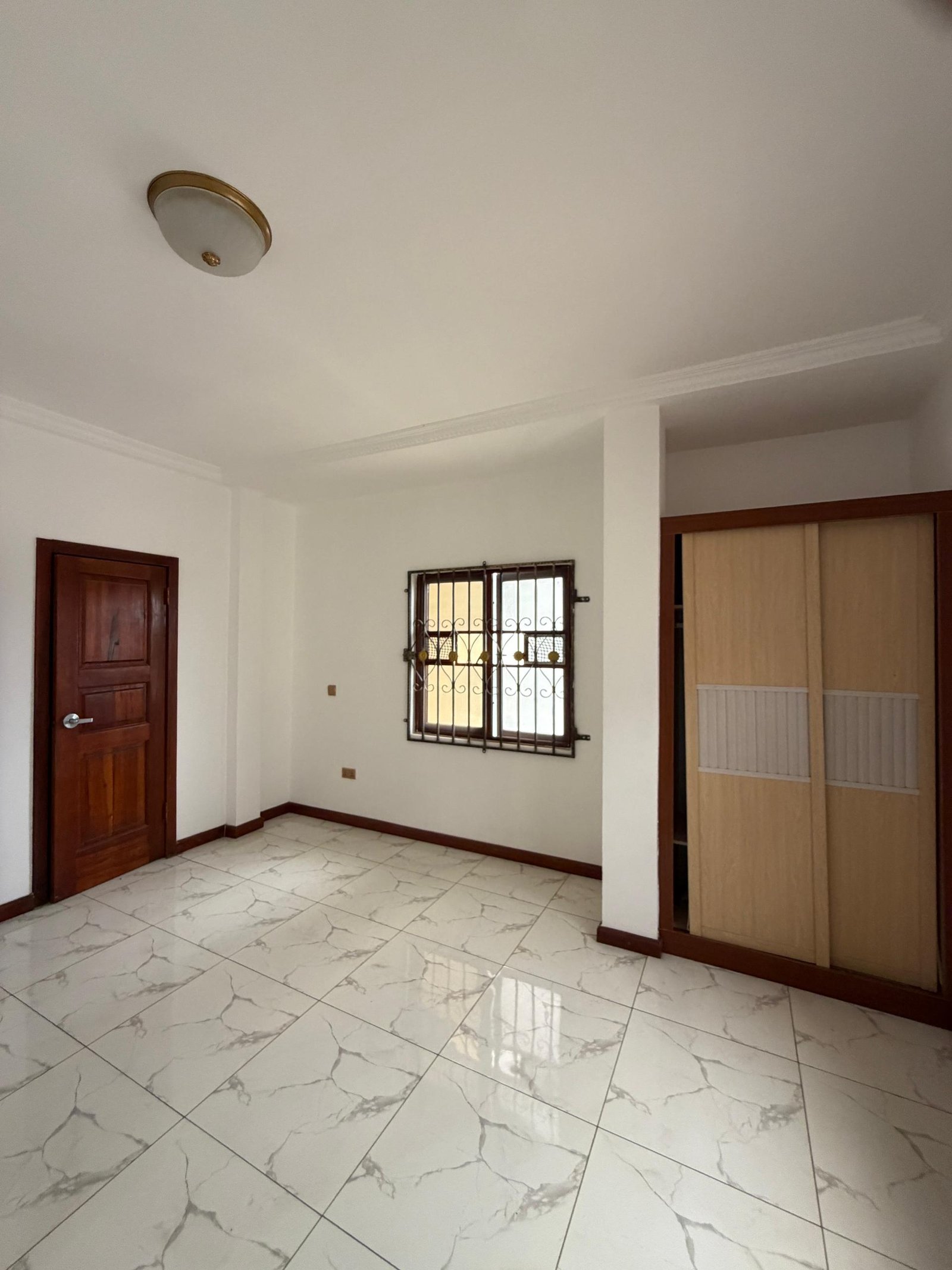 listing4
